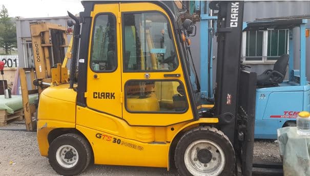 CLARK GTS30D USED FORKLIFT